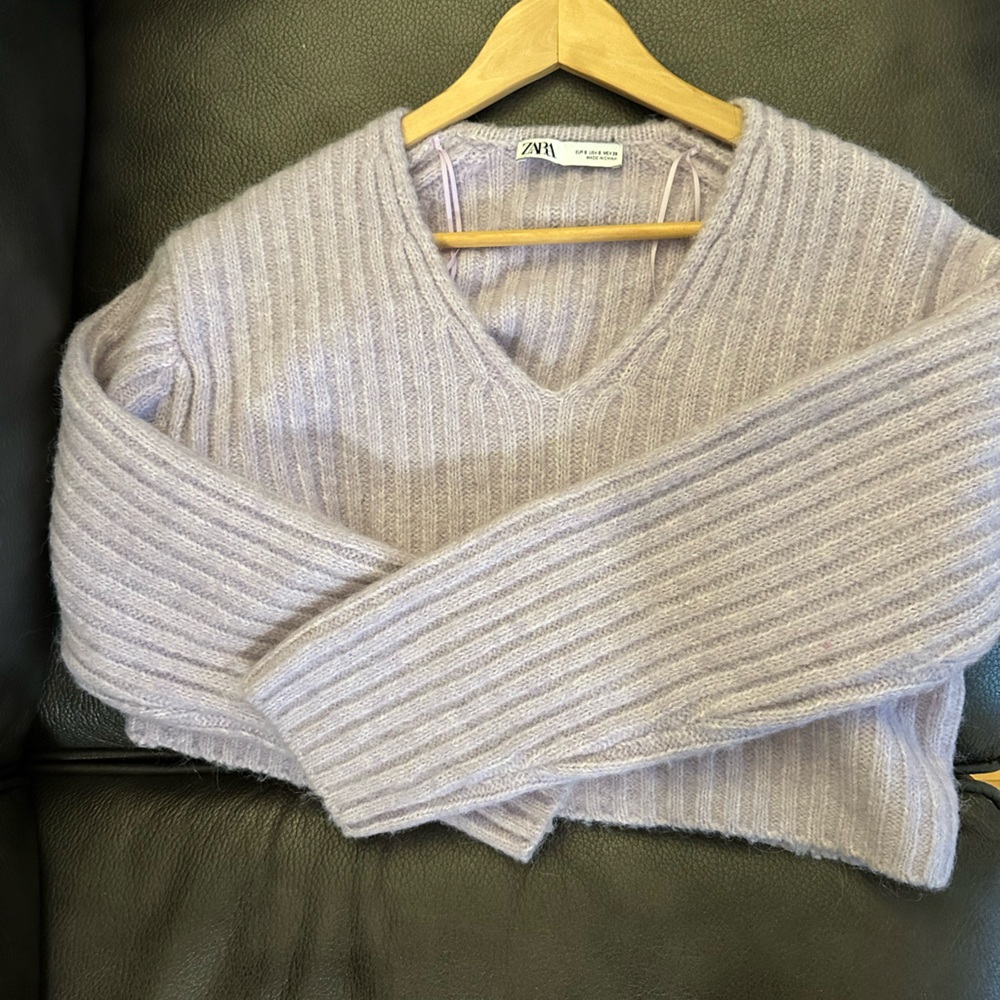 ZARA Cropped Sweater – Size Small 💜 - Picture 5 of 10